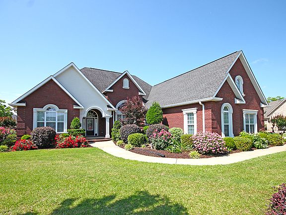 4th image of 104 Bretwood Ct