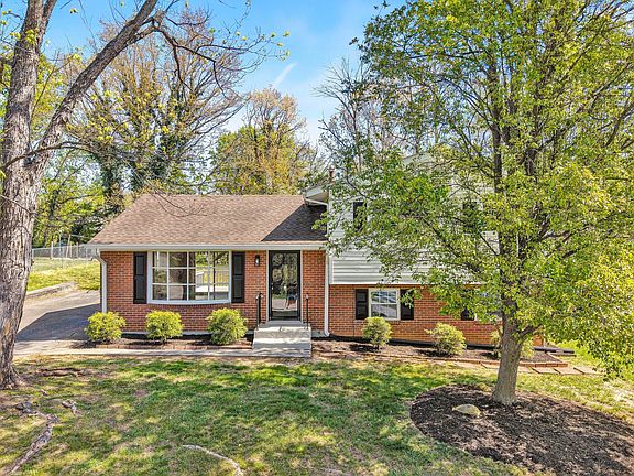 3rd image of 4911 Northwood Dr NW