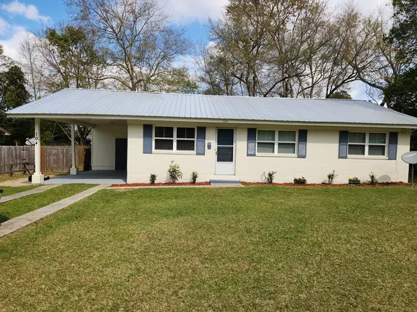 104 Scruggs St, Nashville, GA 31639