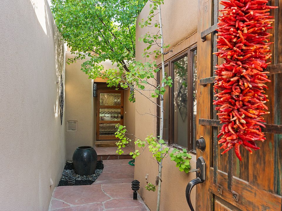 1st image of 616 Paseo De La Cuma APT A