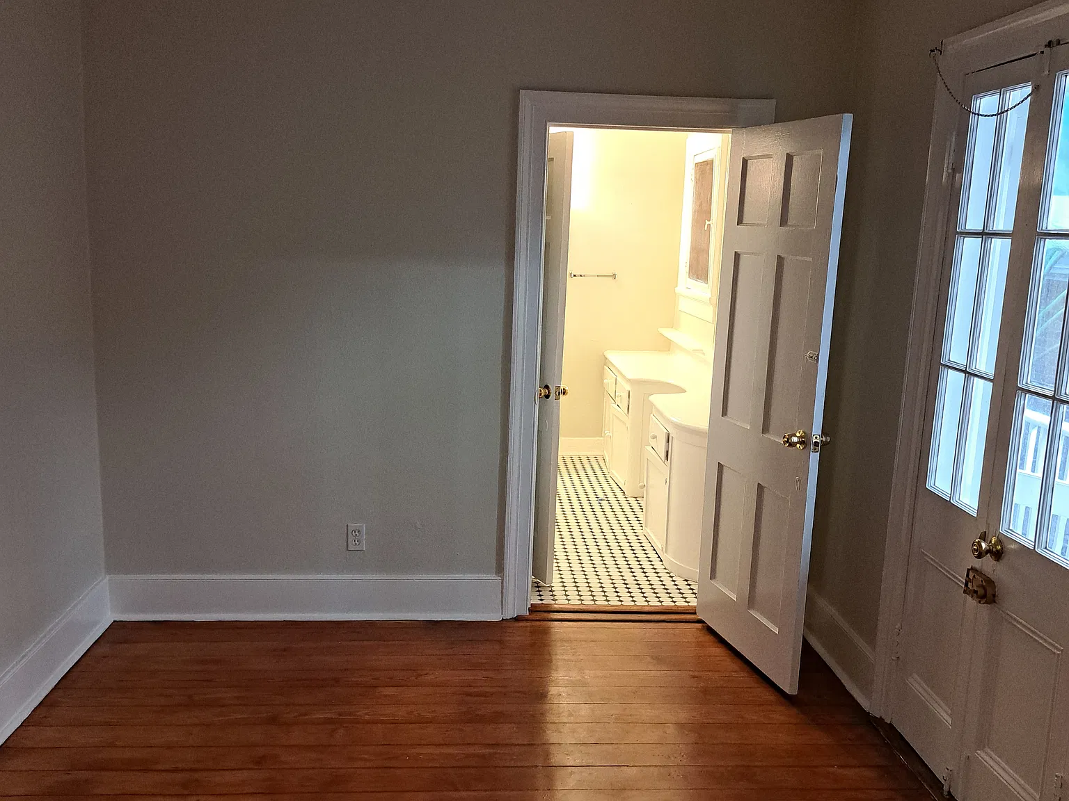 514 Madison St — Photo 4