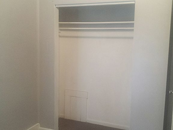 3rd image of 1620 W 7th St