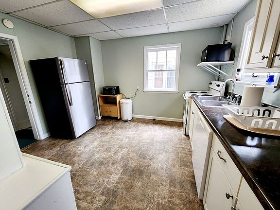 5th image of 217 McLane Ave #B