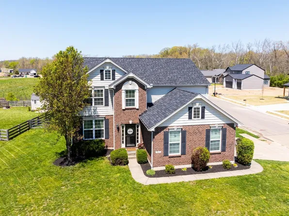 402 Sudbury Dr, Trenton, OH 45067