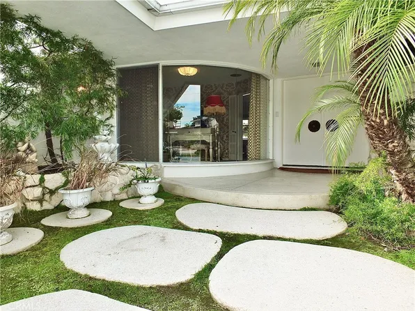 6147 Shenandoah Ave, Los Angeles, CA 90056