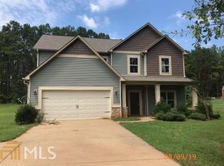 136 Amhurst Dr, West Point, GA 31833