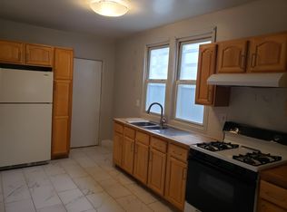 49 Houghton Ave, Trenton, NJ 08638