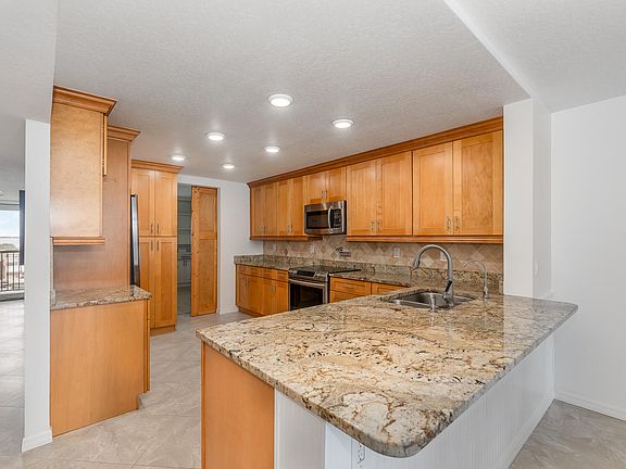 4th image of 1835 S Atlantic Ave APT 502
