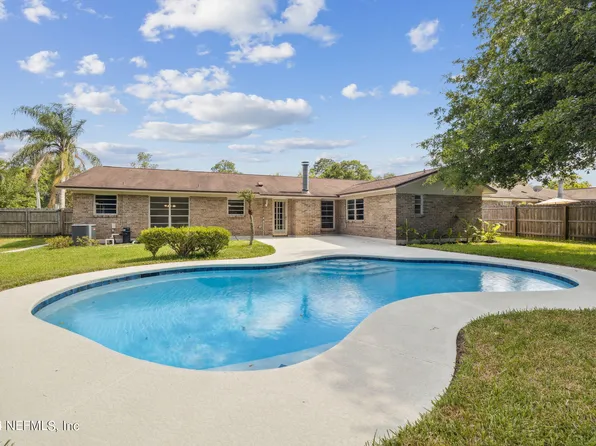 8003 SPRINGTREE Road, Jacksonville, FL 32210