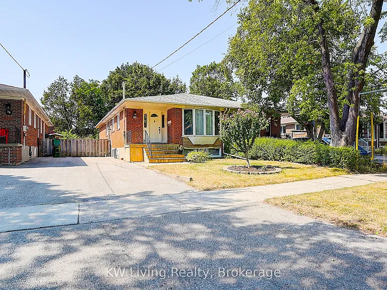 78 Roywood Dr #BASEMENT BACK — Photo 1
