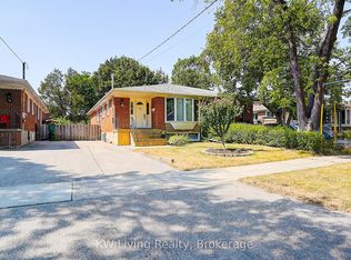 78 Roywood Dr #Basement, Toronto, ON M3A 2E1