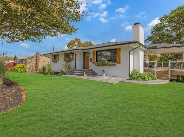 105 Poplar Ave, Monaca, PA 15061