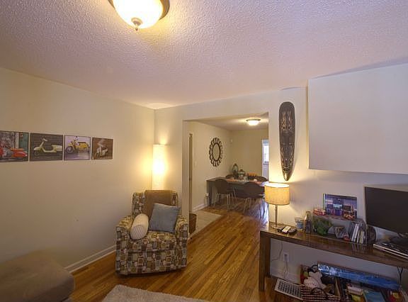 2nd image of 2217 Elma St