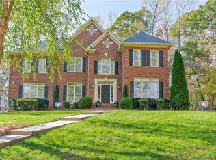 122 Cedar Trl, Winston Salem, NC 27104