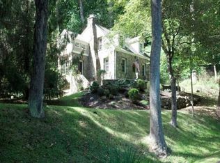 12 Longview Rd, Lebanon, NJ 08833