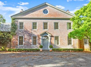 188 Round Hill Rd, Greenwich, CT 06831