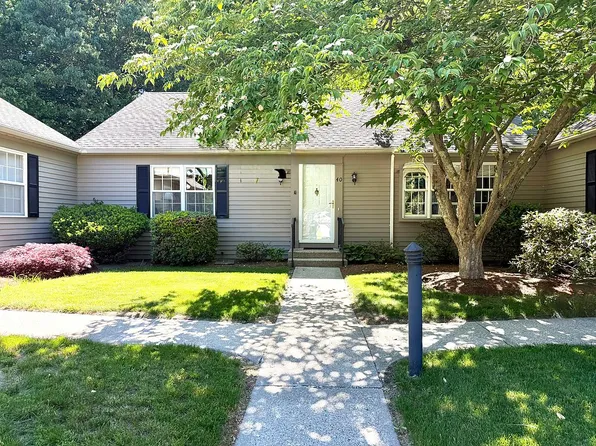 40 Hampshire Rd, Madison, CT 06443