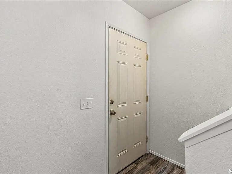 620 91st Ave SE #A — Photo 10