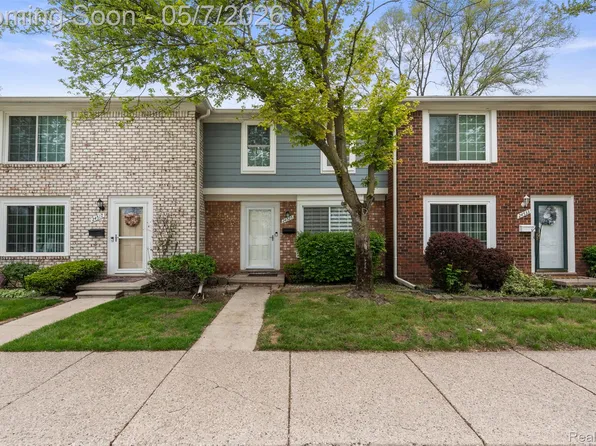 24525 Seaton Circuit E #17, Warren, MI 48091
