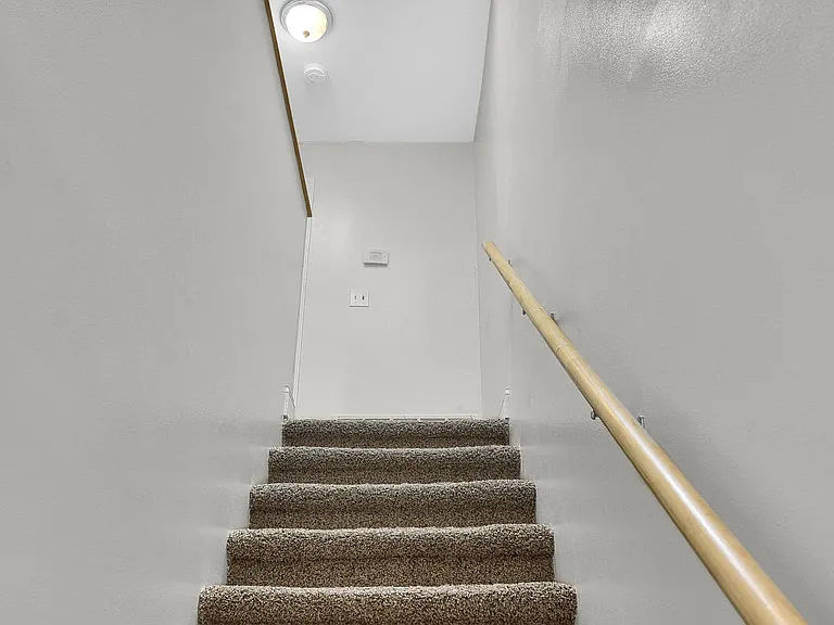 lots of natural light from the skylight