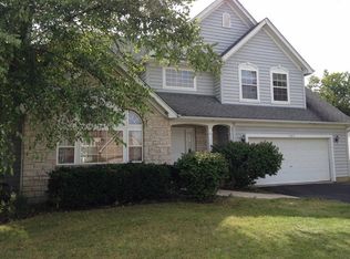 585 W Barberry Cir, Yorkville, IL 60560