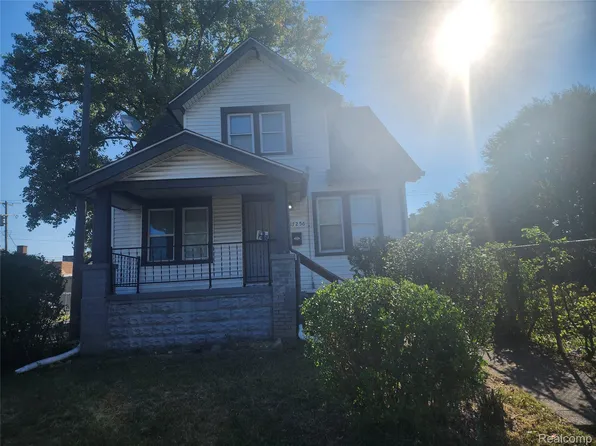 17256 Anglin St, Hamtramck, MI 48212