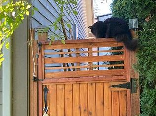 904 Park St, Sweet Home, OR 97386