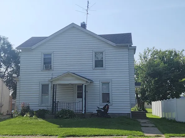 806 N Hamilton St, Lincoln, IL 62656