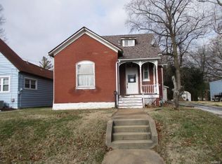 611 N Charles St, Belleville, IL 62220