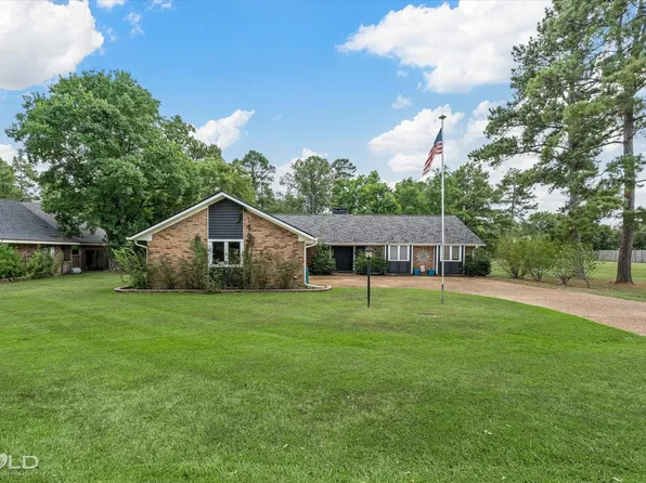 102 S Meadow Ln, Haughton, LA 71037