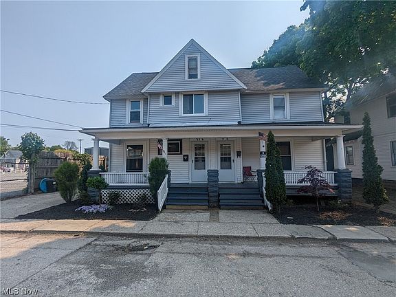 2nd image of 218/220 Burroughs Ct