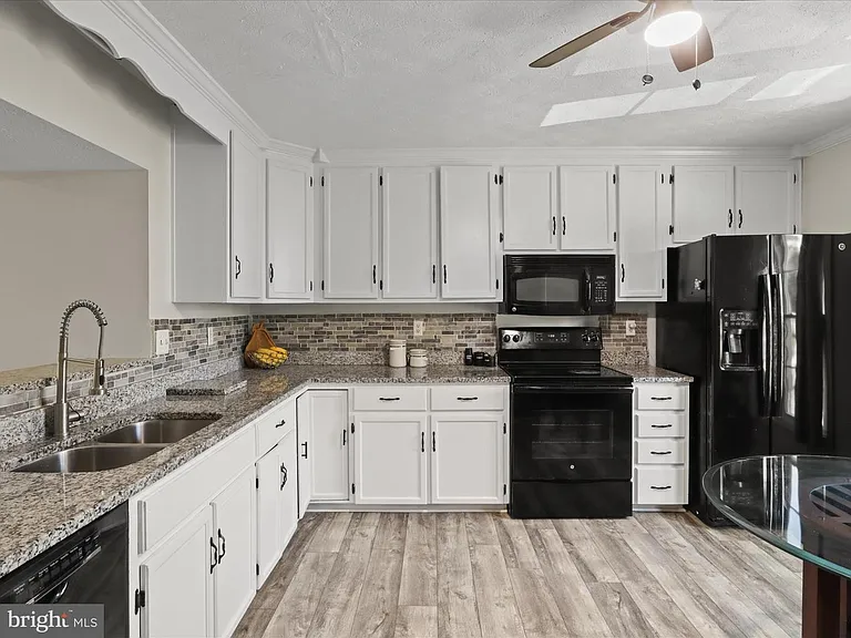 8982 Cannon Ridge Dr — Photo 6