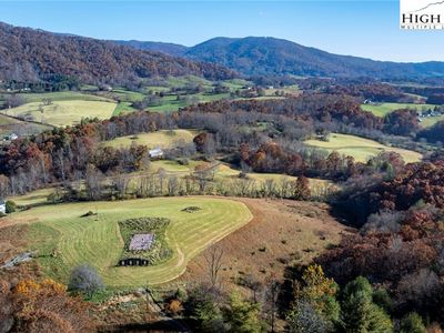 516 Cherrywood Lane, Independence, VA, 24348