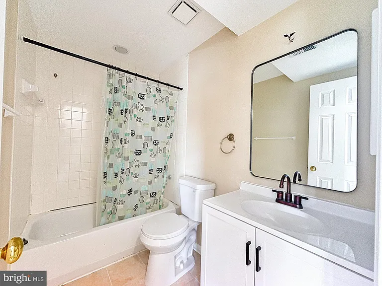 666 Gateway Dr SE #501 — Photo 22