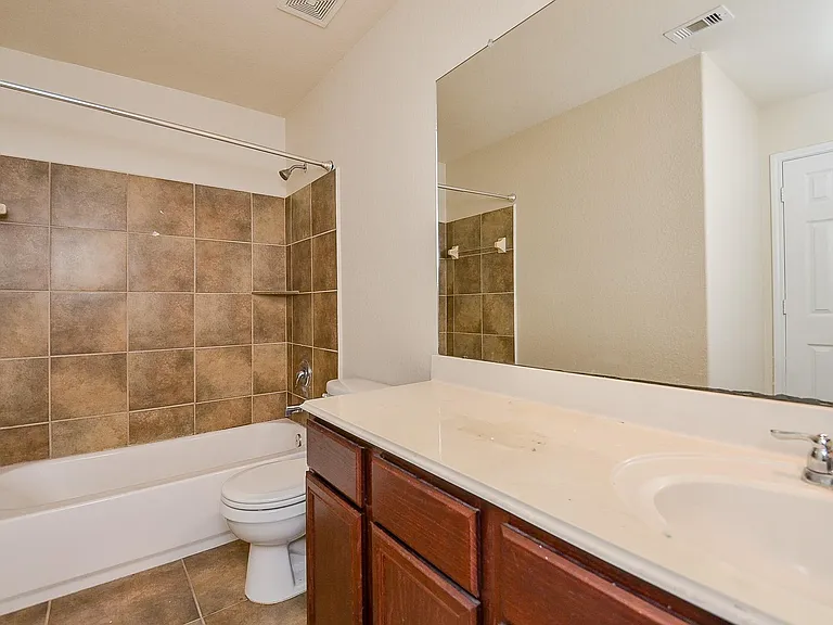 21610 Yeaney Dr — Photo 27
