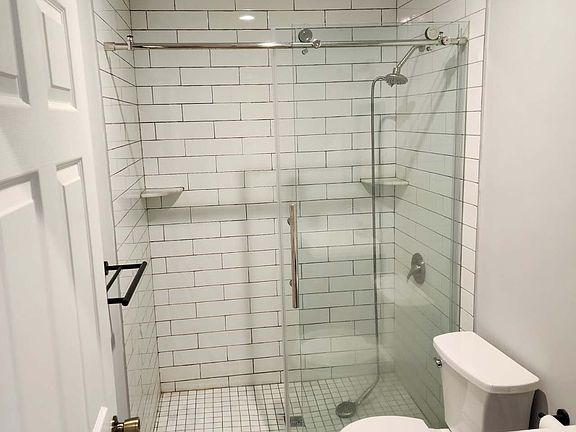 5th image of 4320 Spruce St APT 1