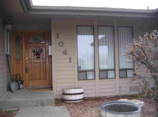 1041 S Skyline Dr, Moses Lake, WA 98837