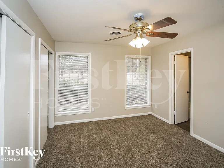 2901 Clarke Rd — Photo 8