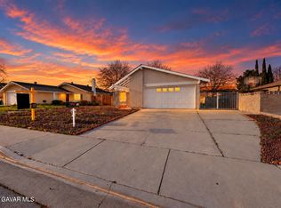 823 E Kildare St, Lancaster, CA 93535