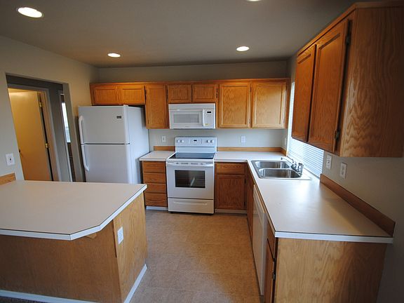 3rd image of 1219 200th St Ct E