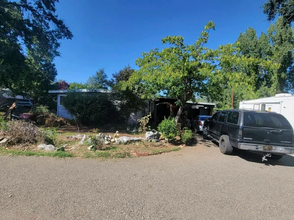 3012 West St, Shasta Lake, CA 96019