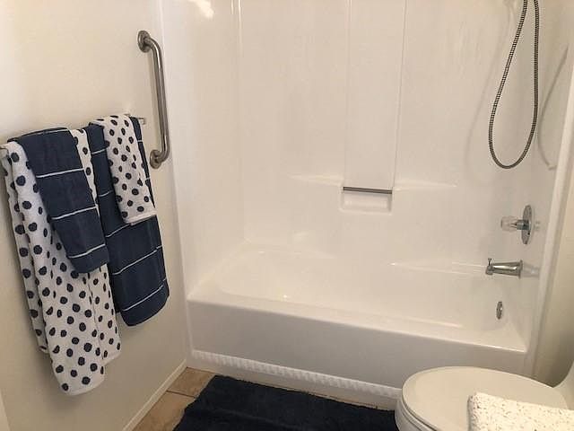 1st image of 1386 Oakdale Ave APT F