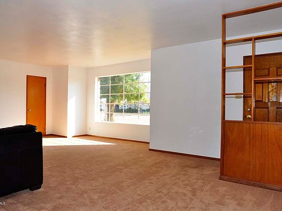 5th image of 1738 E San Miguel Ave