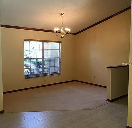 5th image of 15829 Hampton Village Dr