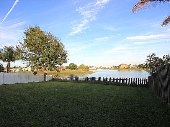 5th image of 30829 Bridgegate Dr