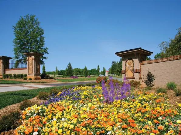 3900 Piaffe Ave #92, Charlotte, NC 28227