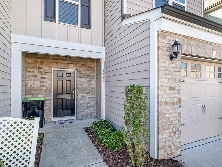 1113 Rocketcress Dr — Photo 3