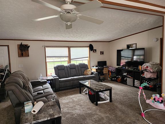 5th image of 3930 County Park Rd
