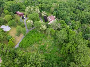 1020 N Circle Dr #9, Lockport, NY 14094