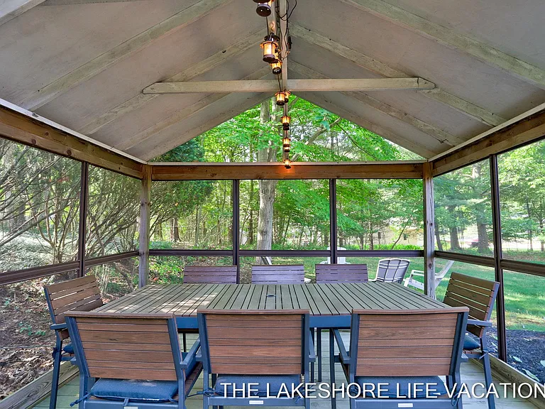 3892 Lakeridge Dr — Photo 33